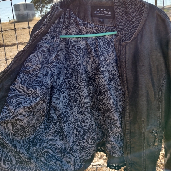 Montanaco Genuine Leather Jacket - Picture 7 of 13